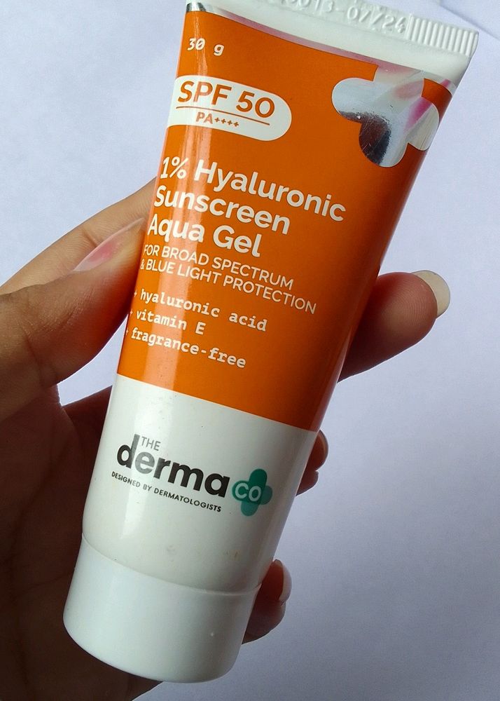 Derma Co 1% Hyaluronic Acid Sunscreen