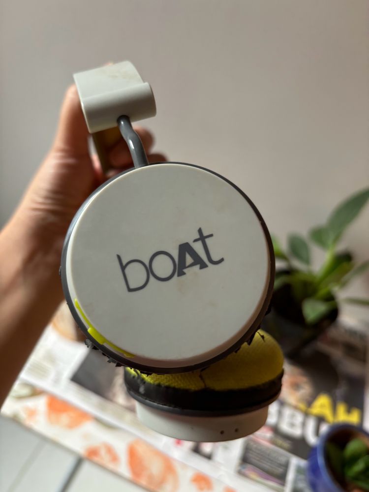 boAt Rockerz 400 Bluetooth Wireless Headphones