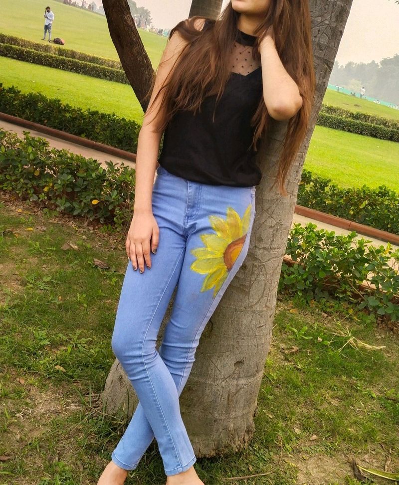 Jeans With Flower Print