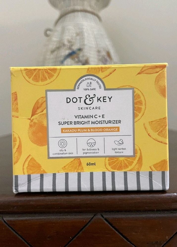 Dot & Key Vit C + E Moisturizer