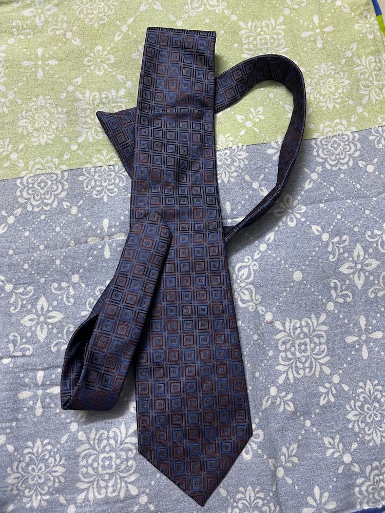 PNA TIE