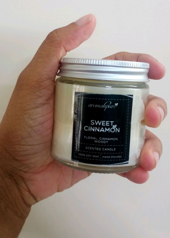 Sweet Cinnamon Scented Candle