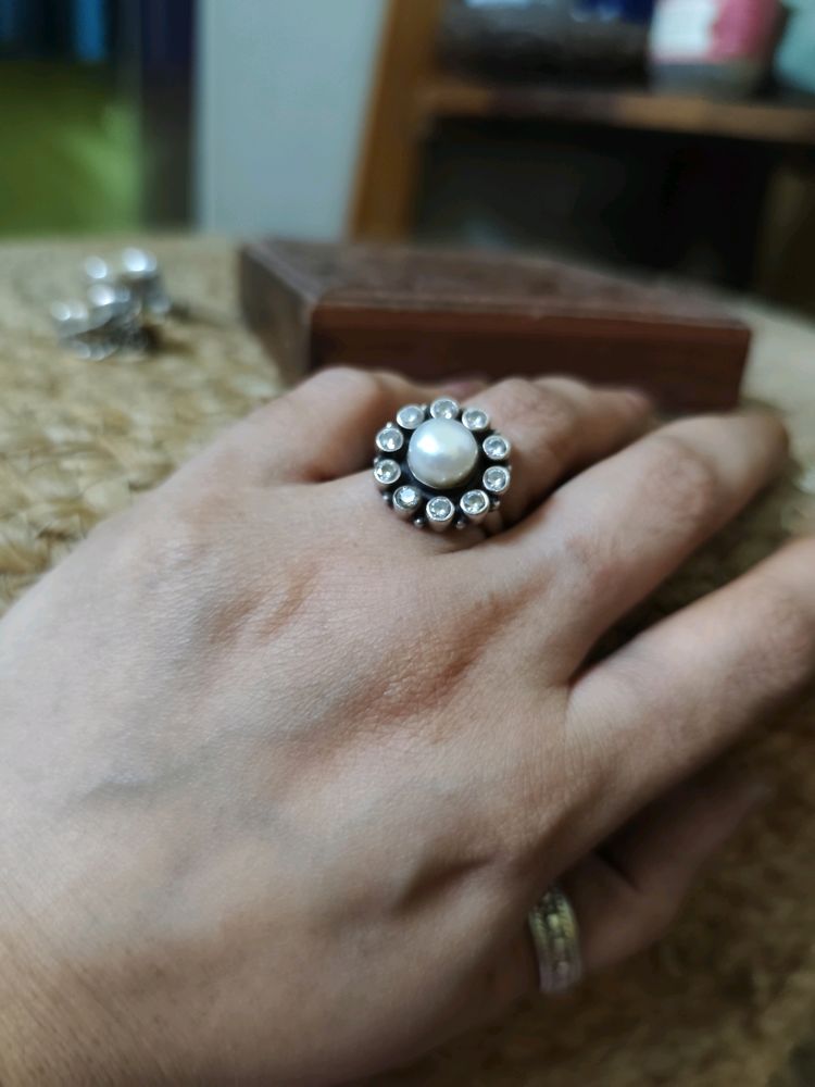 92.5 Pure Silver Ring With Original Pearl