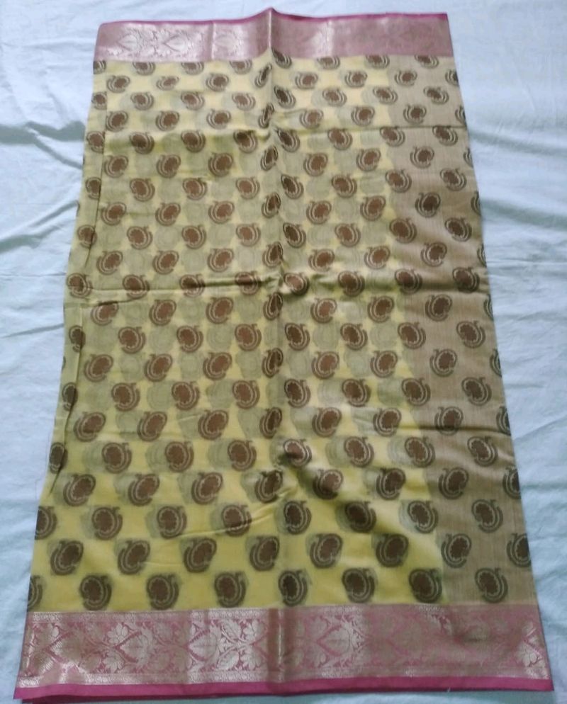 New Banarasi Woven Zari Butti Saree