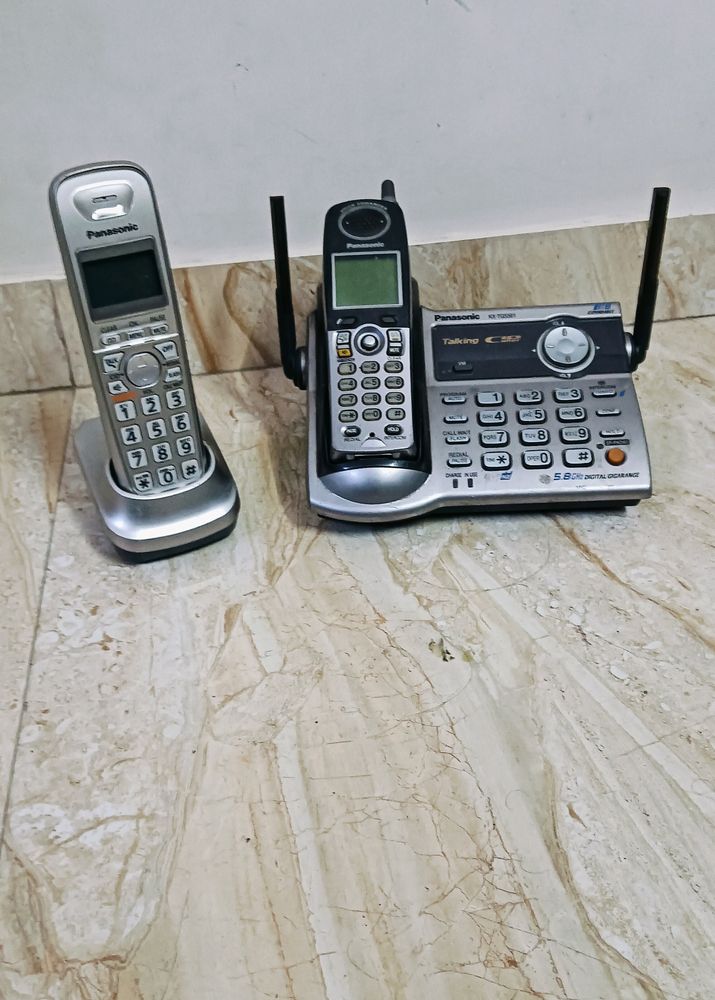 2 Vintage Phone