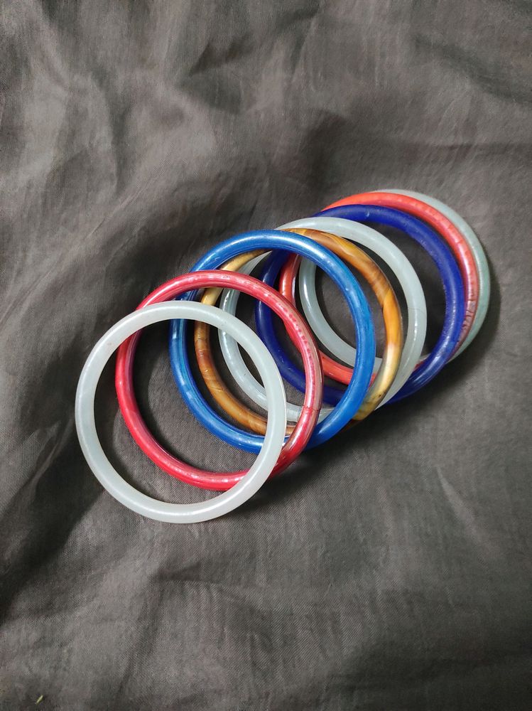 Set Of 8 Colorful Glass Bangles