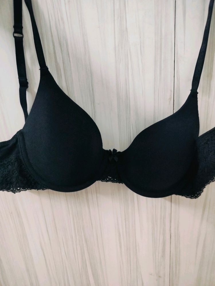 Van Heusen Black Laced Bra🖤🌷SALE🌷