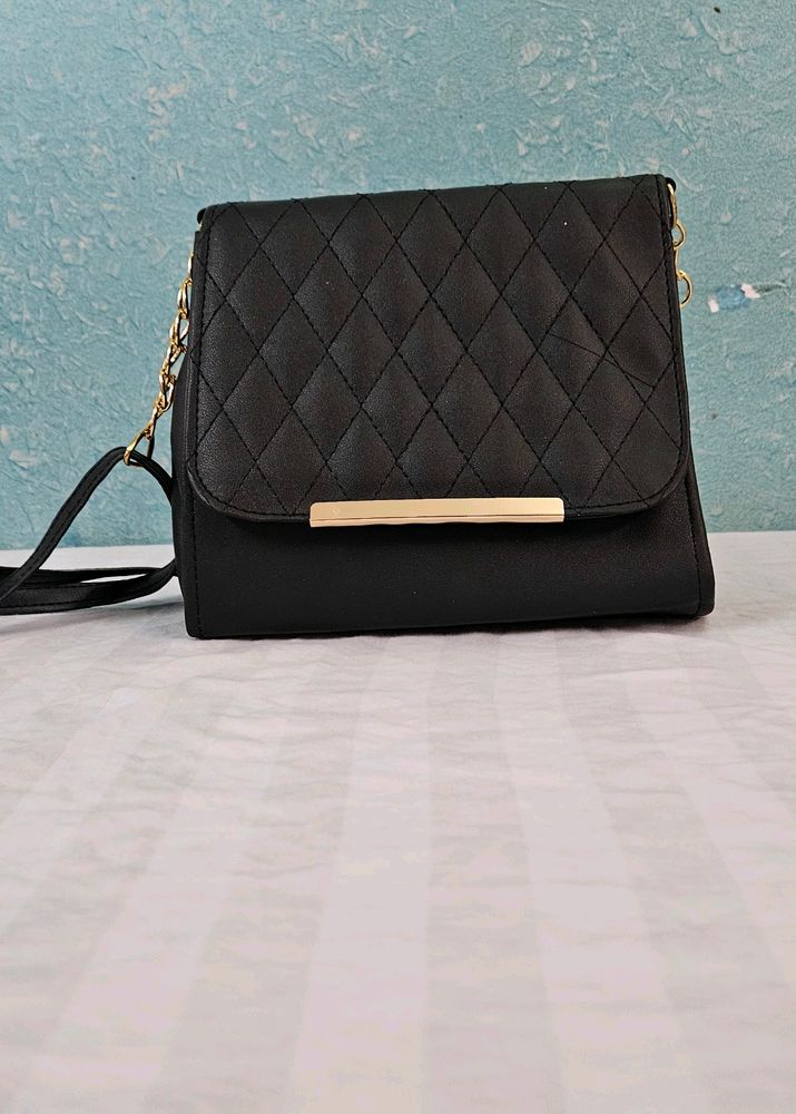 WOMEN SLING BAG