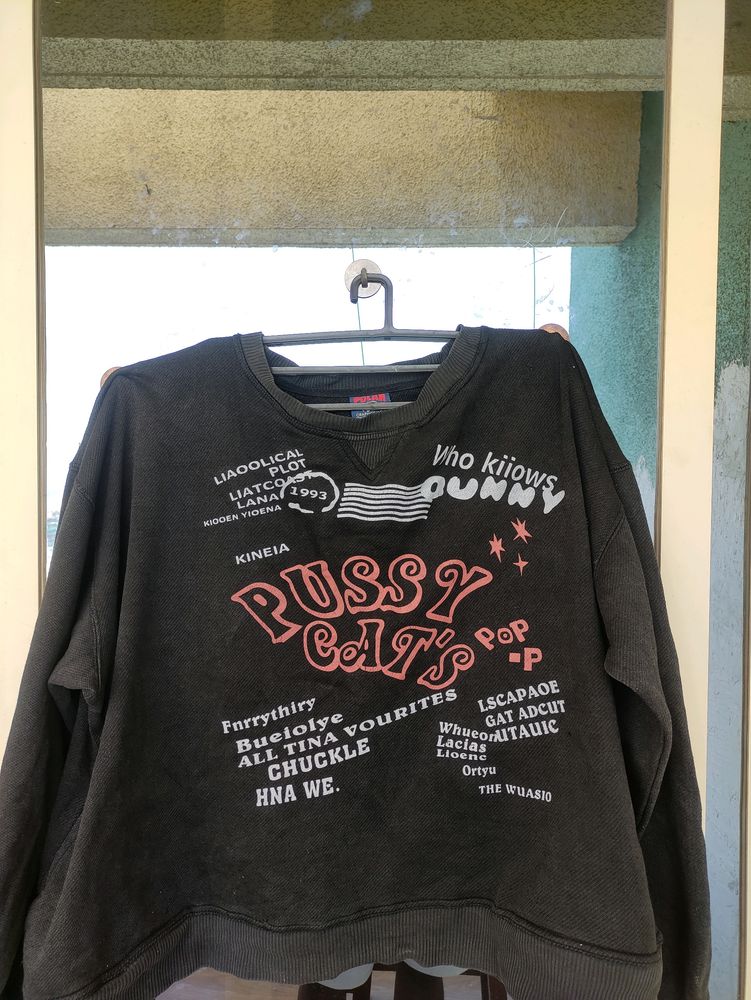 Korean Sweatshirt With Loosen Grip