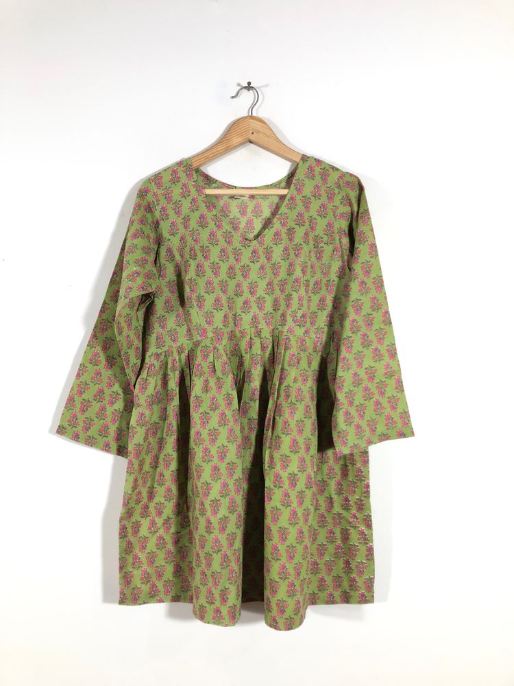 30rs Off🚚 Green Printed Top(Women’s)