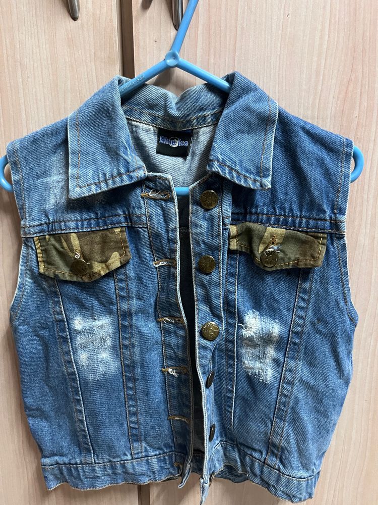 Denim short jacket