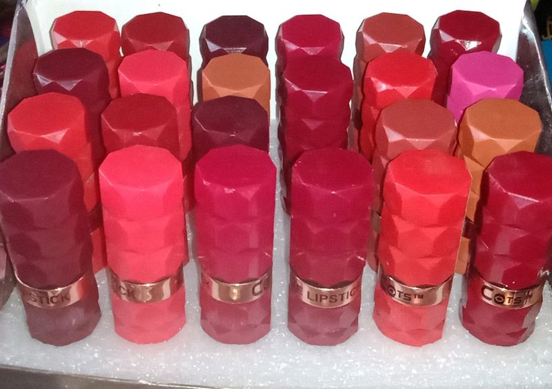 Cots Lipstick