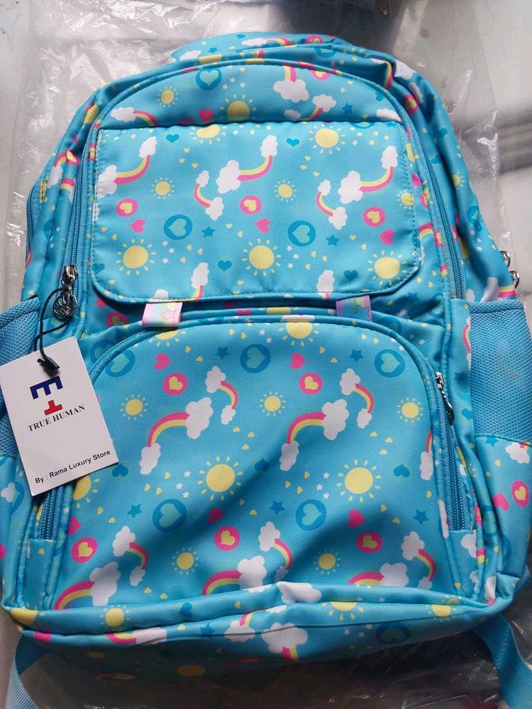 NEW WITH TAG BAGPACK FOR GIRLS