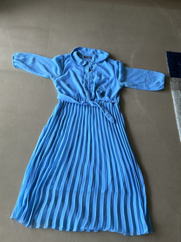 Fixed Price Blue Dress With Elbow Sleeves