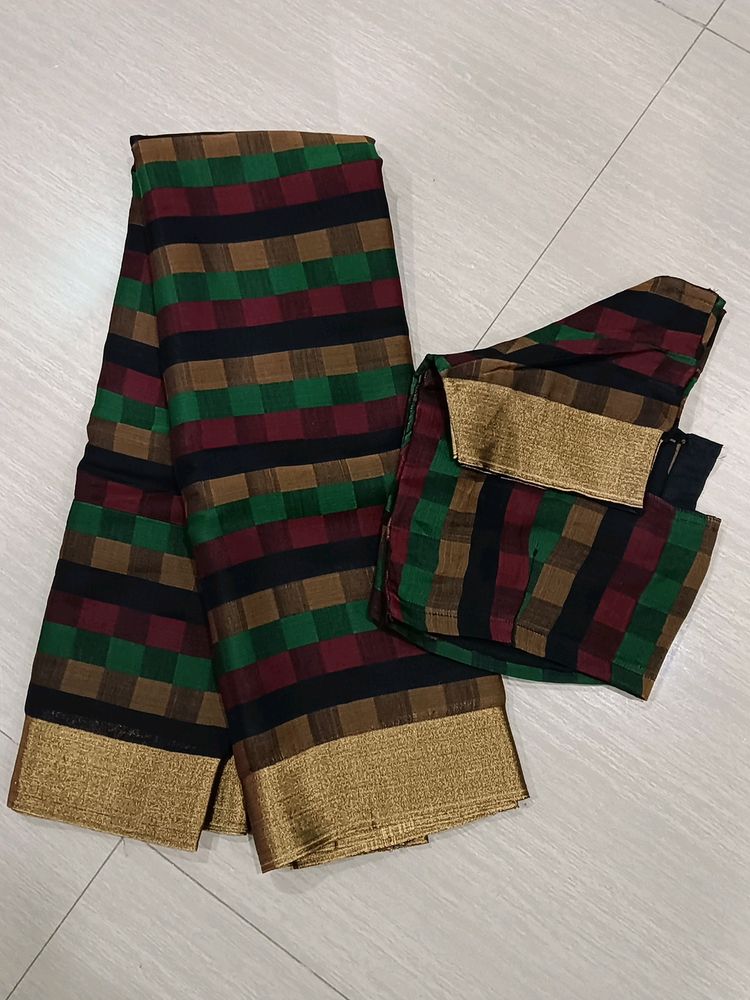 Black Checked Saree With Tissue Border