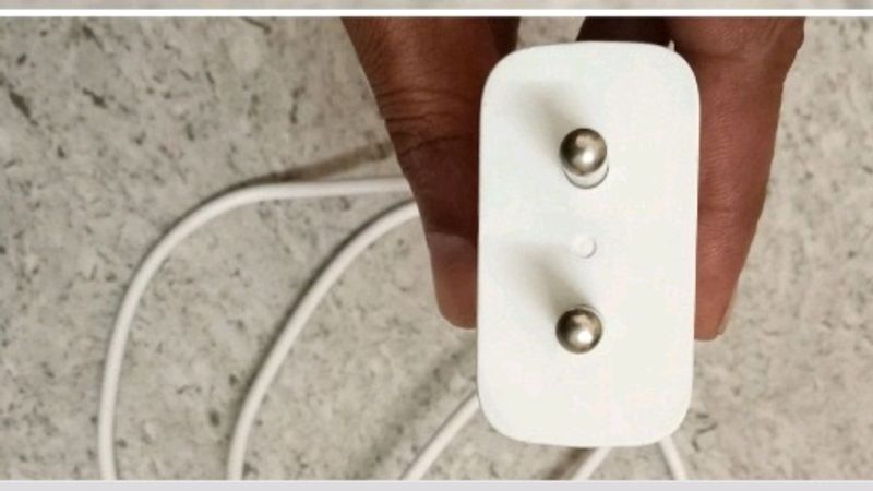 NEW VIVO MOBILE CHARGER TYPE C