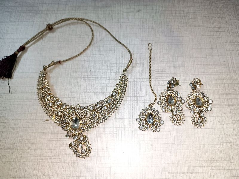 Jewellery Set Of ARTIFICIAL