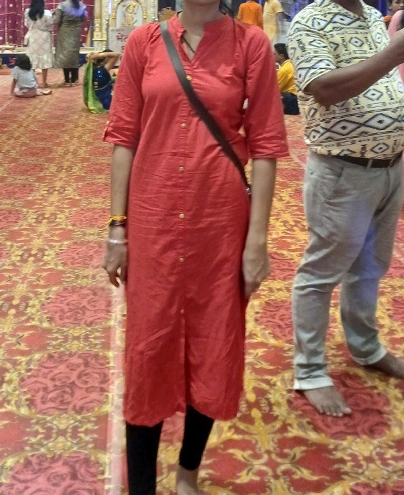 Red Kurti