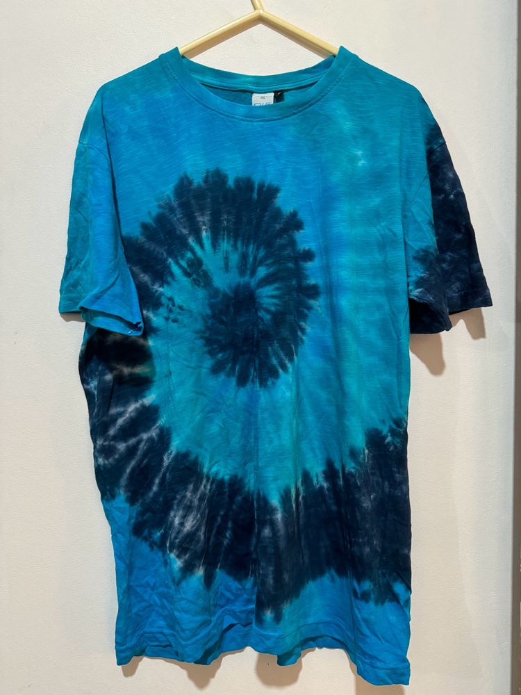 A Cute Tie Die T-shirt From Goa