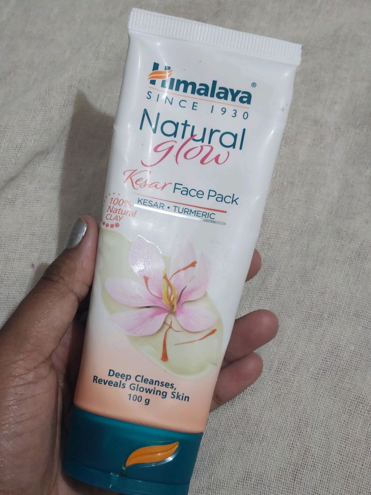 Himalaya Natural Glow