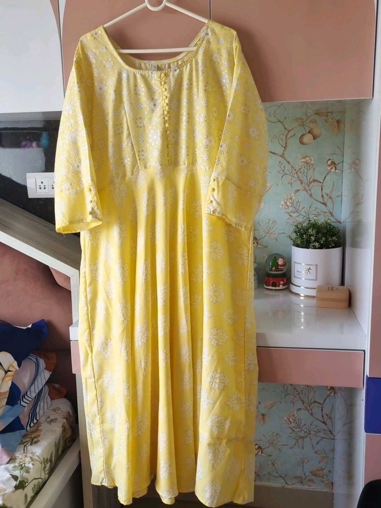 meesorra Women Printed Gown Kurta7XL, Yellow