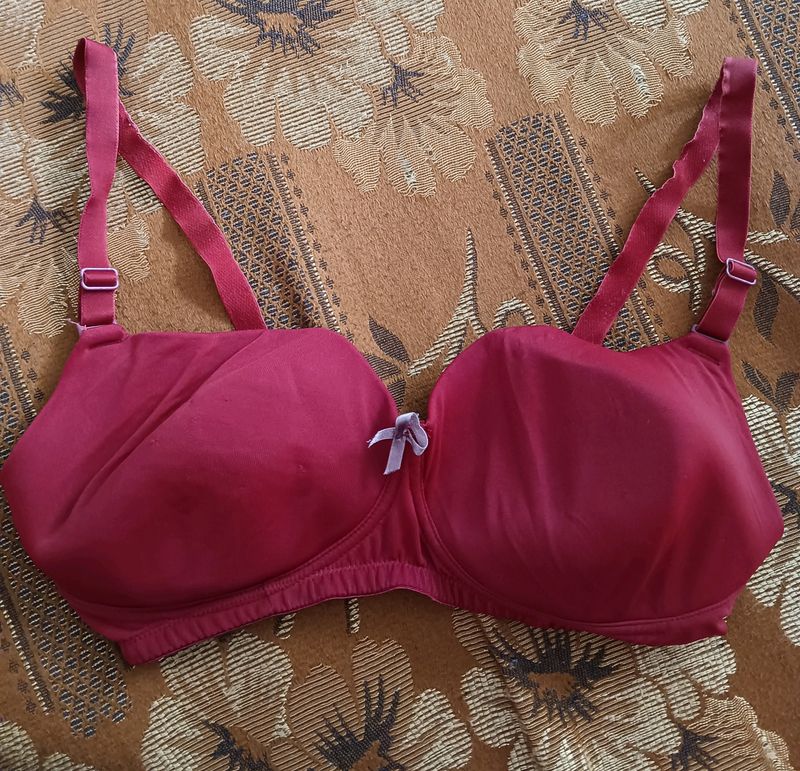 Padded Non-wired T-shirt BRA