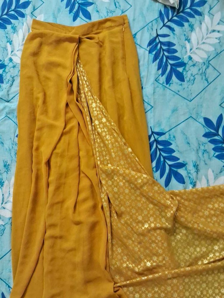 ♡Mustard READY TO WEAR SAREE♡