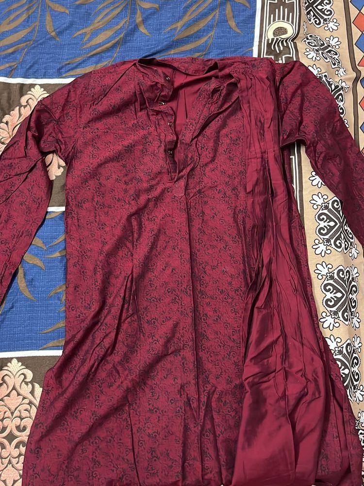 Shatranj Pathani Kurta With Drape