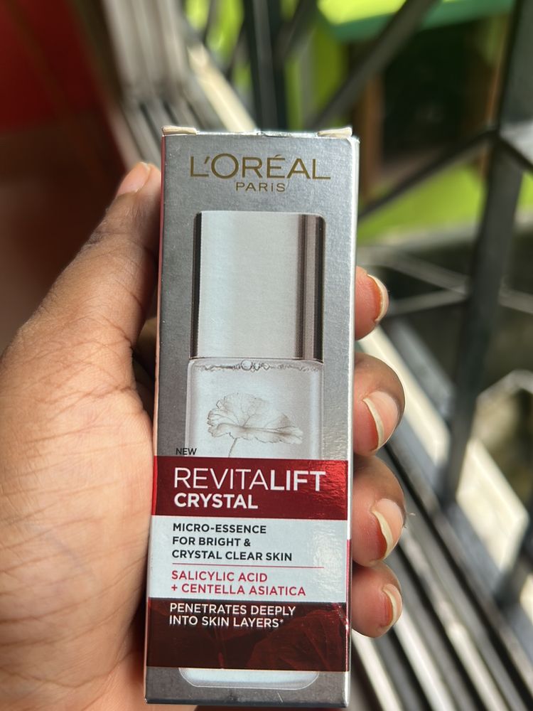 Loreal Revitalift Crystal 😍