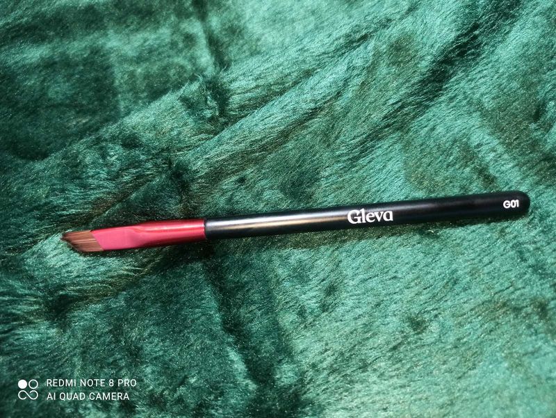 Eyebrow Brush🌸