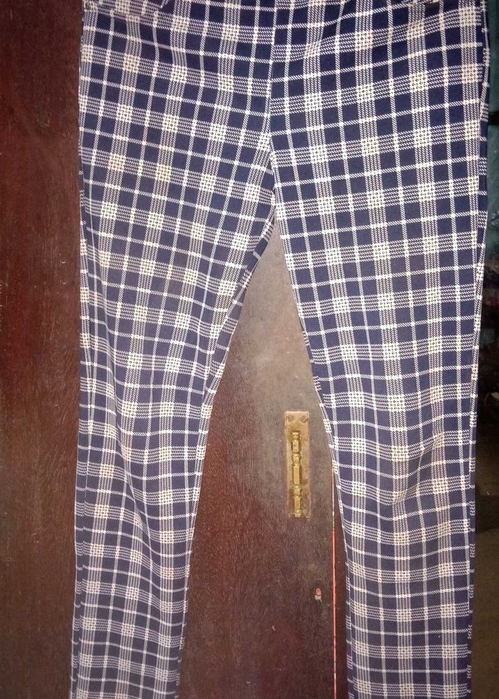 Checked Pant