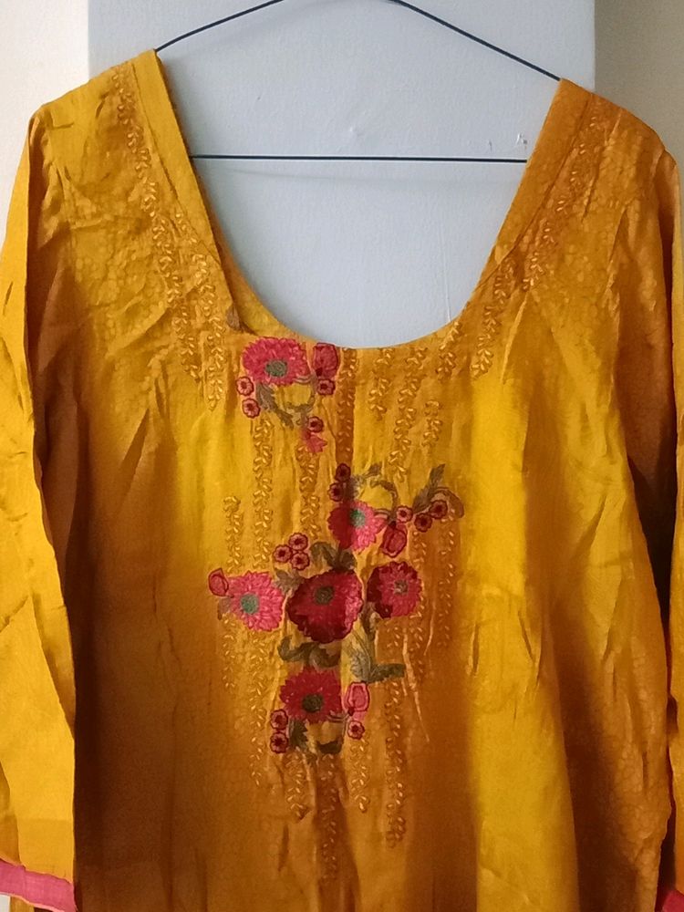 Kurti And Dupatta