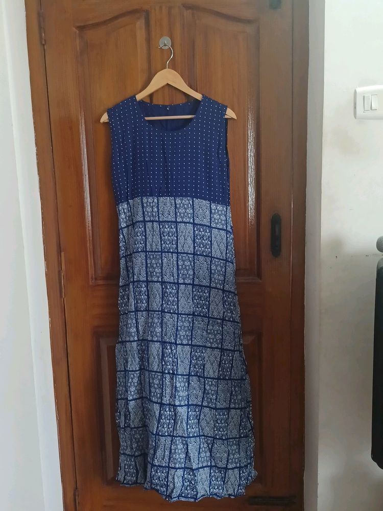 Blue Sleeveless Kurta