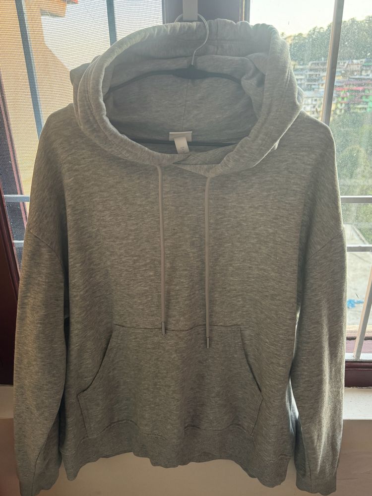 H&M Hoodied Sweatshirt