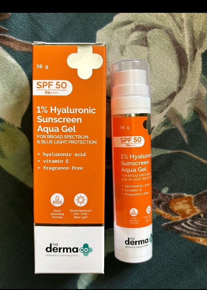 The Derma Co 1% Hyaluronic Sunscreen Aqua Gel