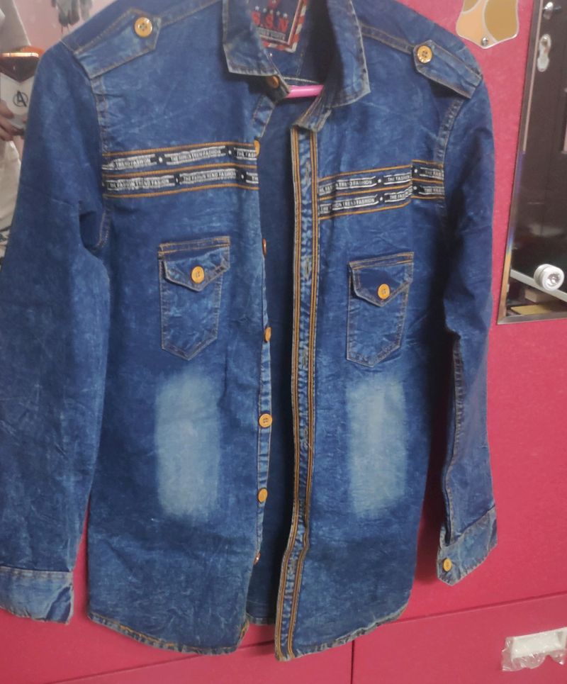 UNISEX Denim Shirt/jacket