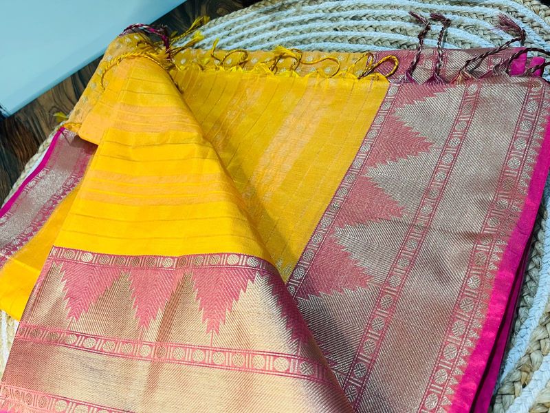 Big Border Saree