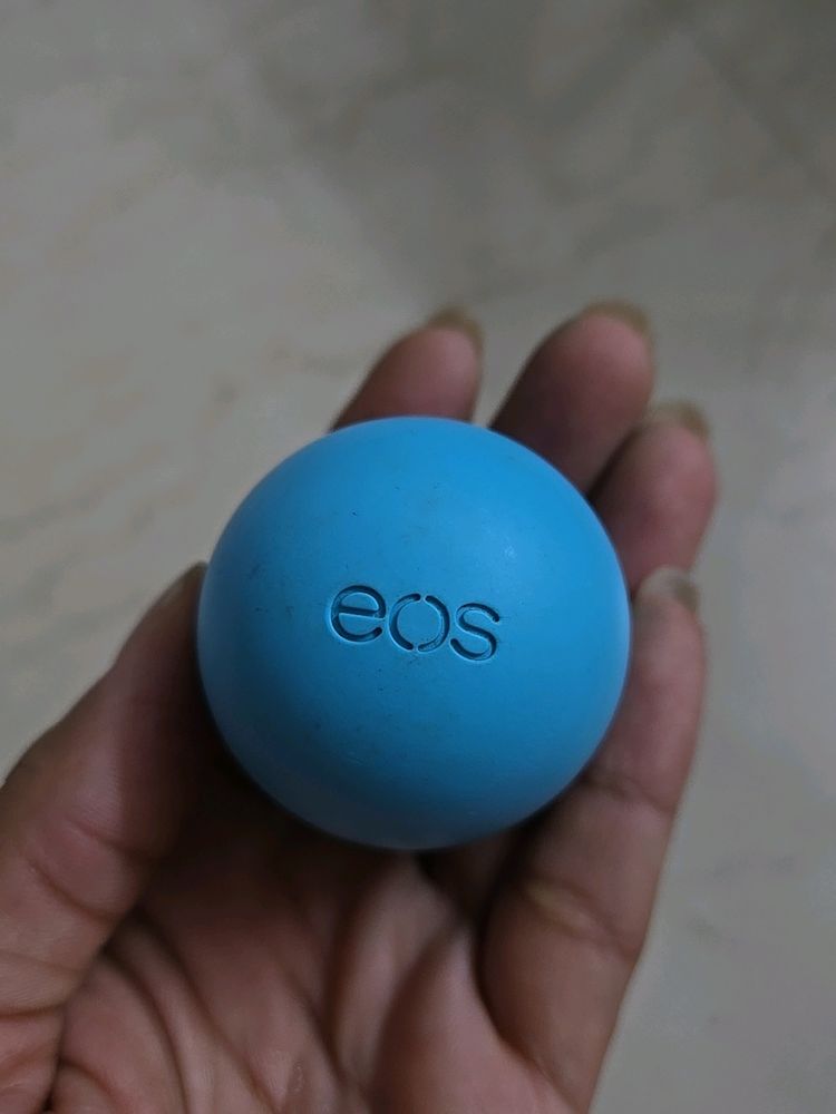 EOS Lip Balm (Original From USA) - Vanilla Mint