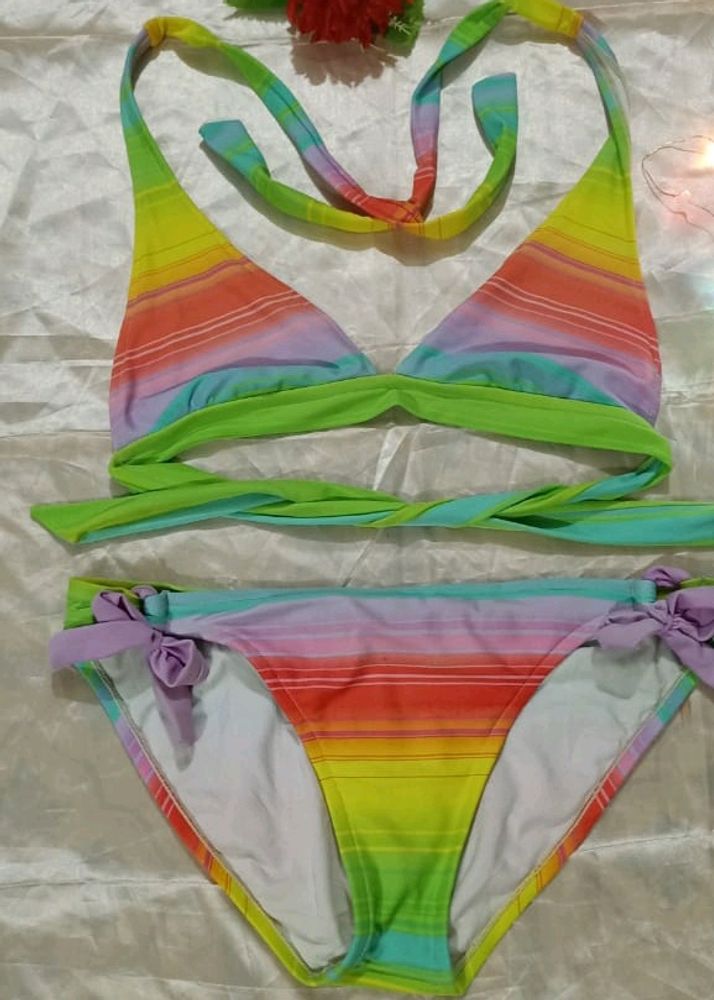 Stylish Bikini Set 🌈🌈💕