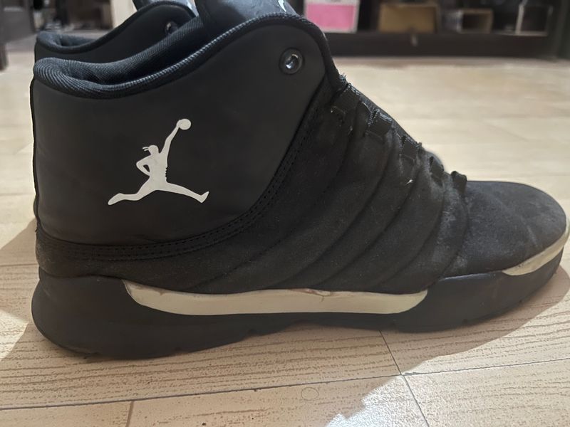 Nike Air Jordans Black Without Lace