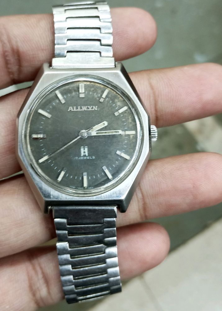 Allwyn Vintage Winding Watch