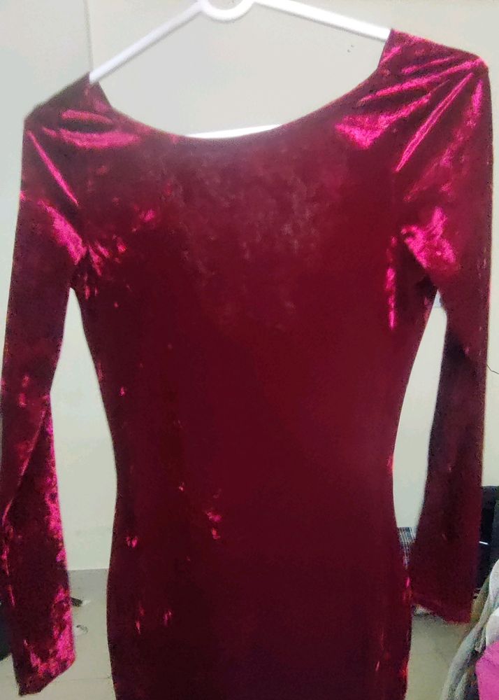 Full Sleeves Party Wear Bodycon Red Velvet Dress