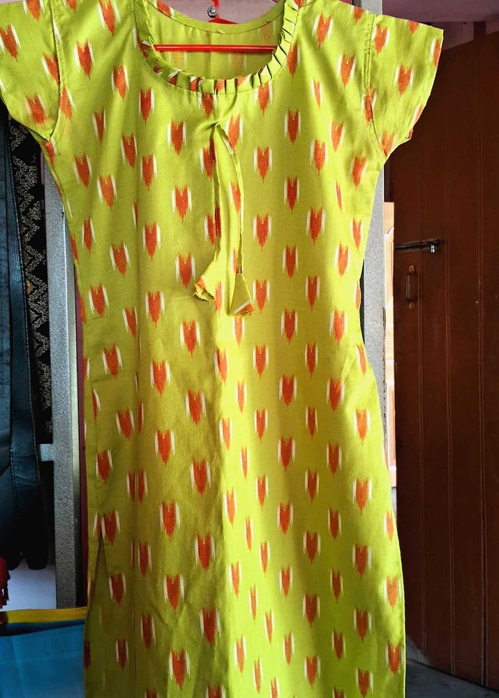 Women Straight Kurta (Green)