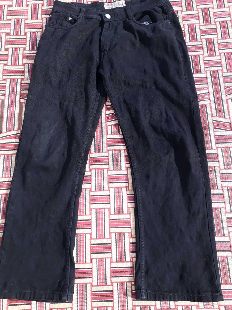 Black Colour Straight Fit Pant For Men