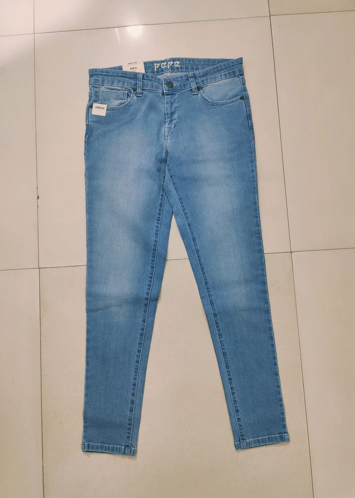 Women Casual Jeans.  New With Tag. Unused Product.