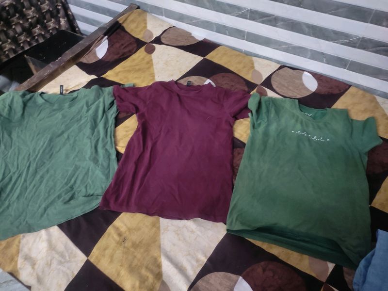 Combo Of 3 Used Totally T-shirt For Mens M Size