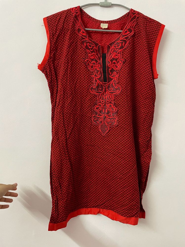 SHORT KURTI