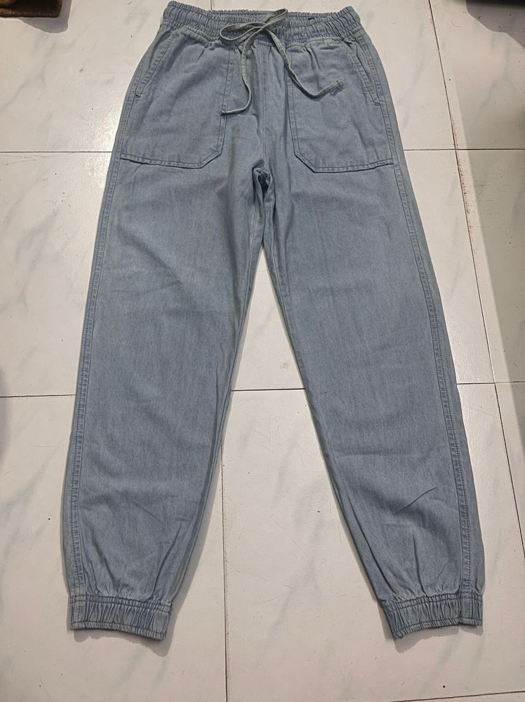 Combo jogger’s Jeans And Top