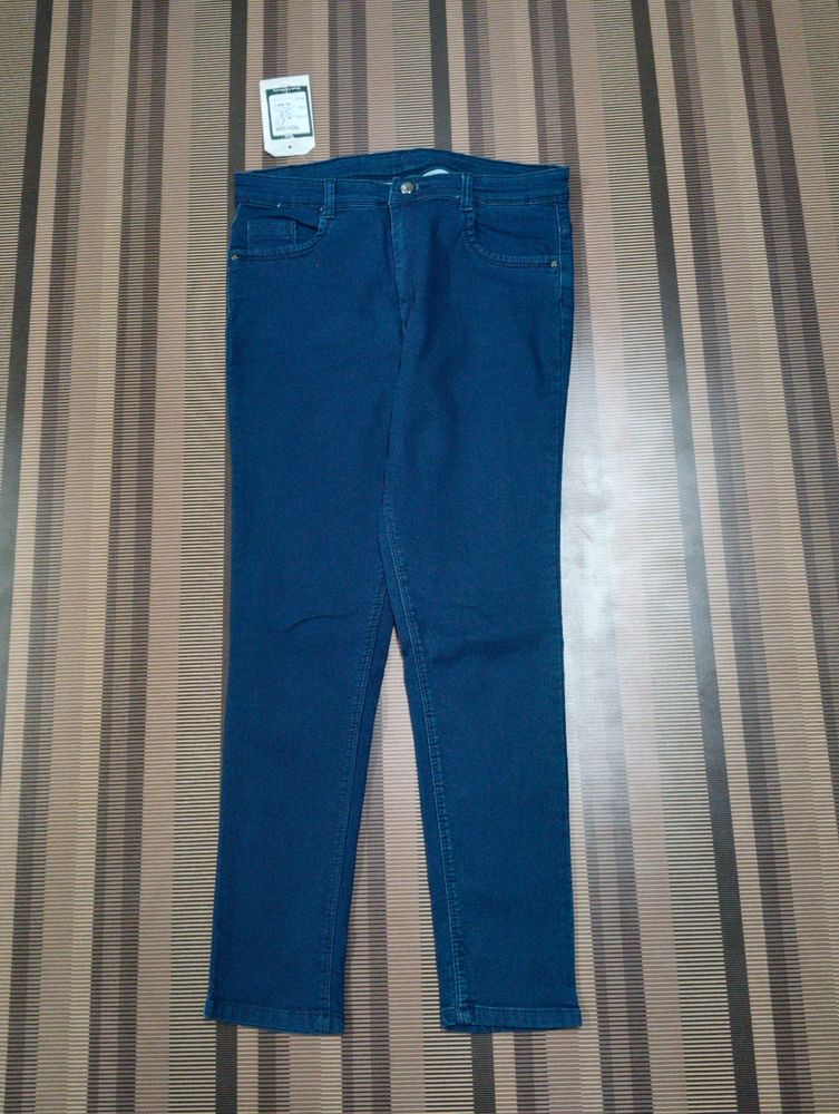 V-65 Size-32 Slim Fit Women Denim Jeans