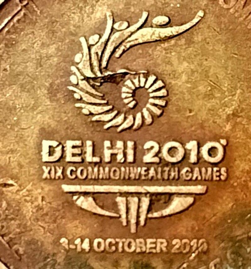 INDIA 5 RUPEES Commonwealth Coin